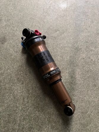 Fox DPS demper push to unlock 1