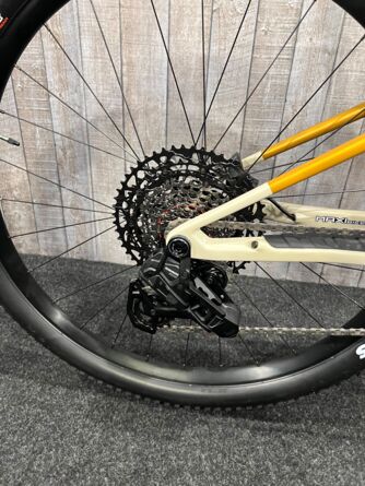 Oiz M21 aanbieding 4